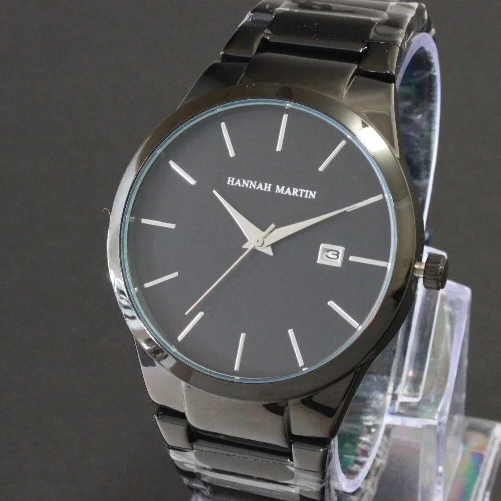 Men's Sports Watch Raised Indices Integrated Bracelet Black Quartz 40mm